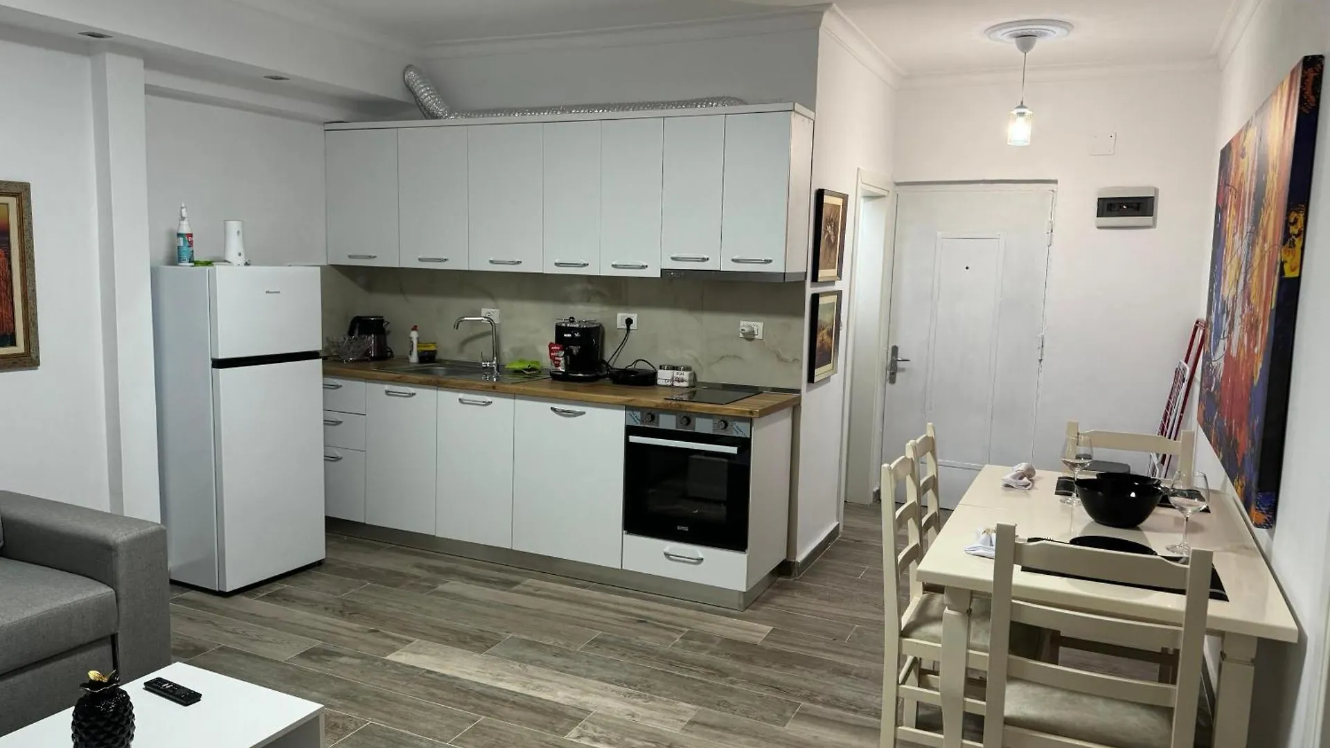 Seaside Aaron Apartment Golem  Albania